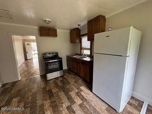 1434 Duson Ave — Photo 5