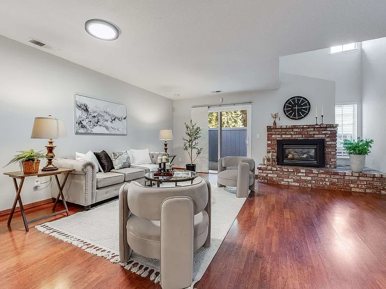 4235 Sheldon Cir #1 — Photo 9