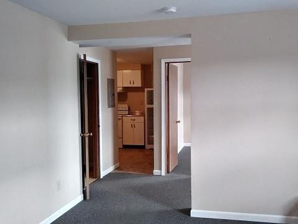 1st image of 115 Main St N #6-1/1