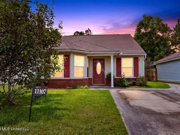 11107 Dede Dr, Gulfport, MS 39503