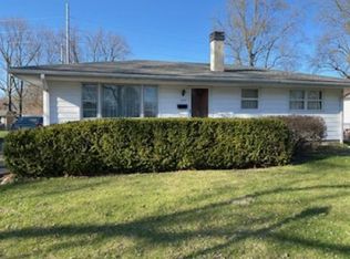 1819 Pickett St, Springfield, IL 62703