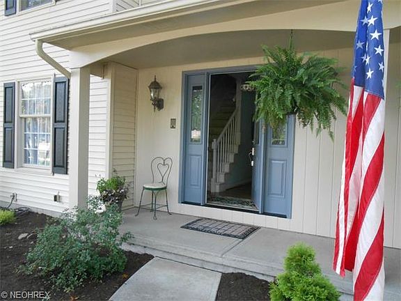 2nd image of 32297 Stoney Brook Dr