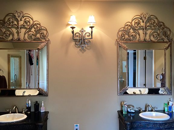 Double vanity master bath