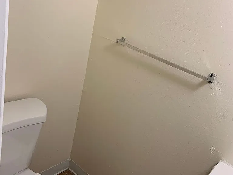 540 Madeira Dr SE — Photo 8