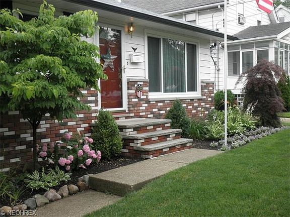 2nd image of 98 Avalon Dr