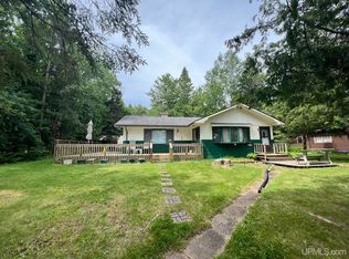258 W Hagerman Lake Rd, Iron River, MI 49935