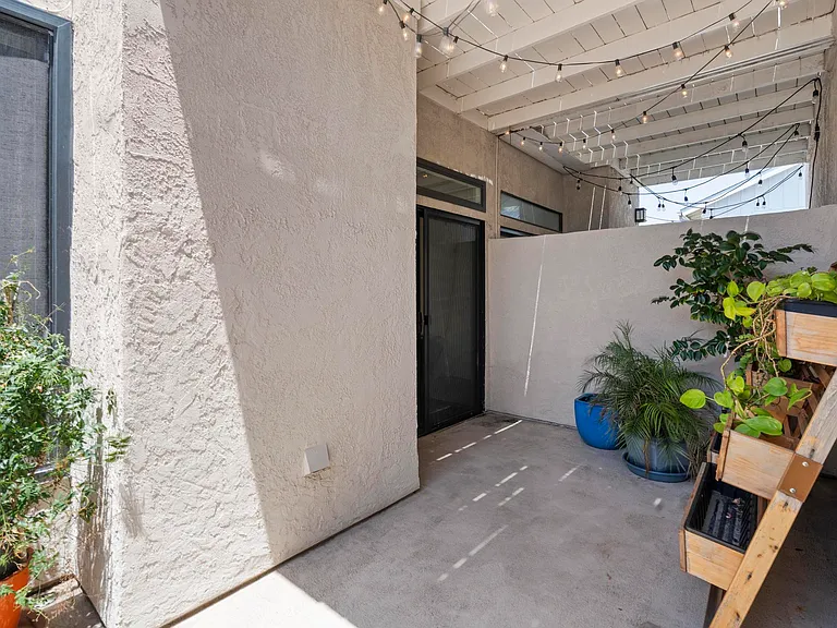 1024 Wilbur Ave #3 — Photo 21