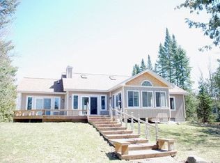 402 Rivershore Dr, Elk Rapids, MI 49629