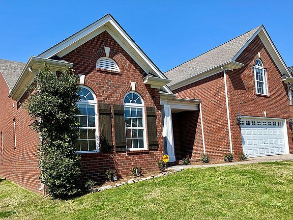 3rd image of 3056 Ballenger Dr
