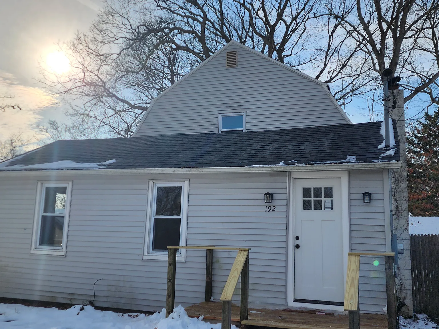 4 bed, 1400 sqft, $3,800 — Photo 2