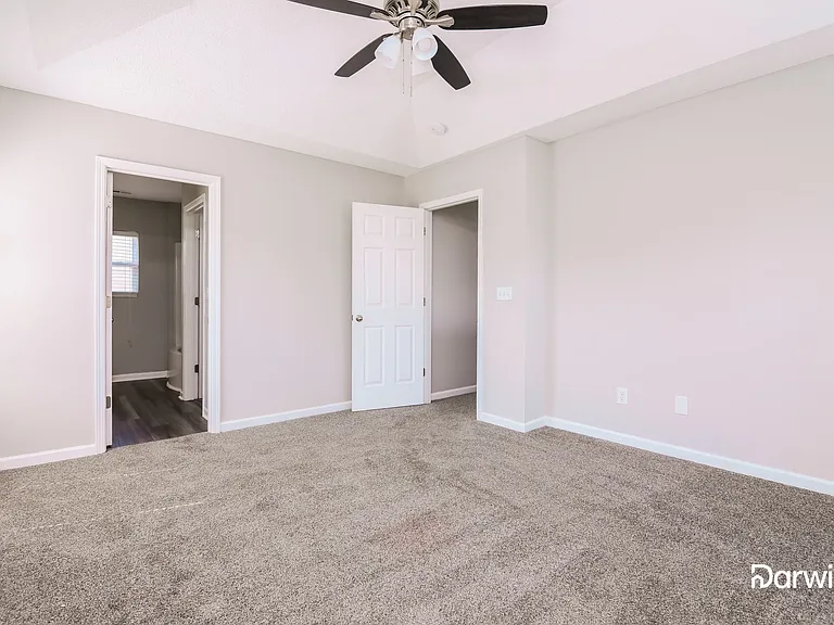 6012 Ladish Ln — Photo 8