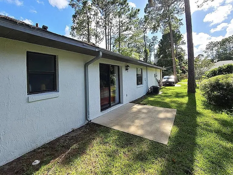16 Wellham Ln #A — Photo 8