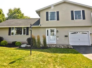 4938 Trivet Dr N, Liverpool, NY 13088