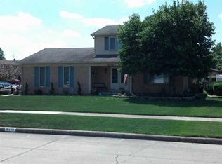 16220 Cambell Dr, Macomb, MI 48044