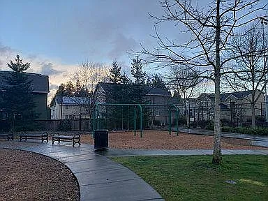 53rd Ave park