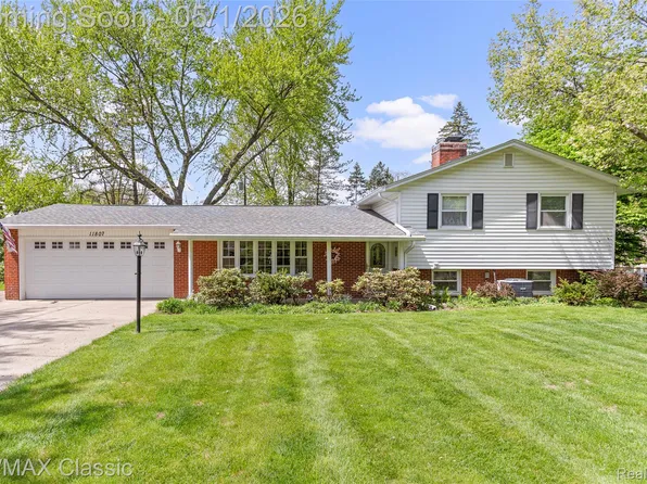 11807 Francis Ave, Plymouth, MI 48170