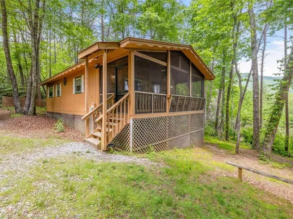 107 Country Breeze Dr, Sautee Nacoochee, GA 30571