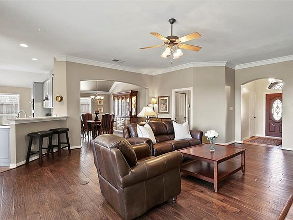 5th image of 5144 Lake Creek Ct