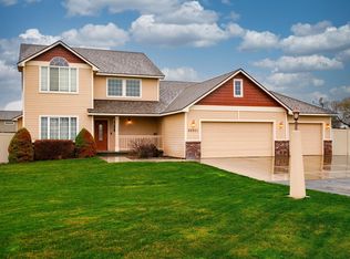 98901 E Brooklyn Dr, Kennewick, WA 99338