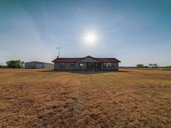 614 County Road 327, Crowell, TX 79227