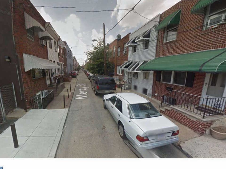 2nd image of 1013 Mercy St