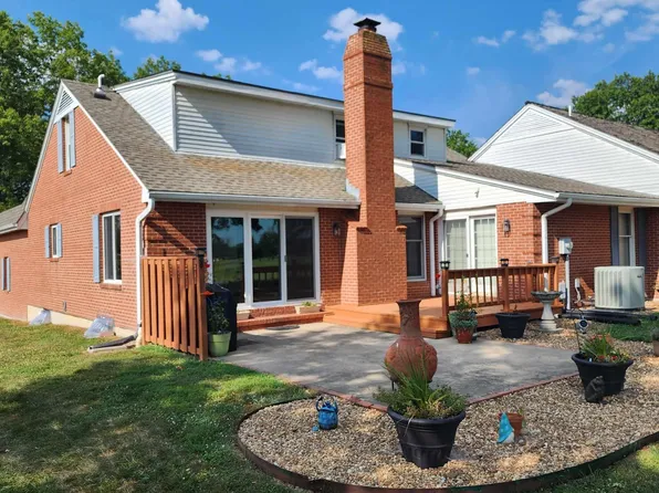 1004 E Palmer Pl, Clinton, MO 64735