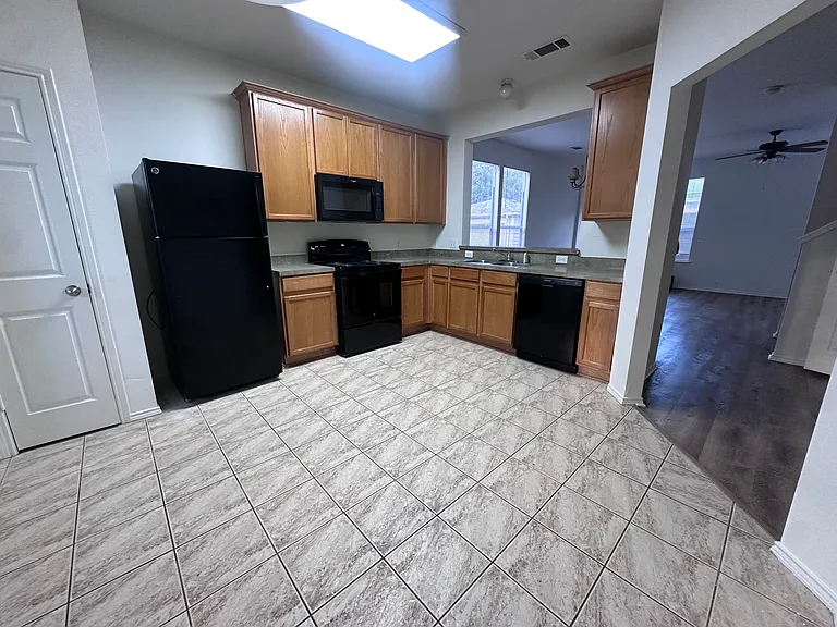 10716 Astor Dr — Photo 21