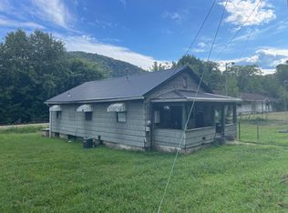 7370 E Dupont Ave, London, WV 25126