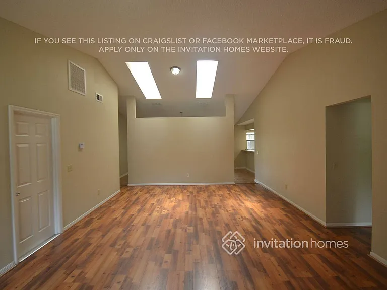 3001 Galaxy St — Photo 3