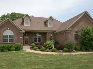 242 Winding Woods Trl, Mount Washington, KY 40047