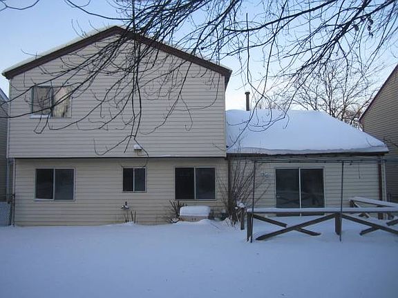 5th image of 64 Monterey Dr
