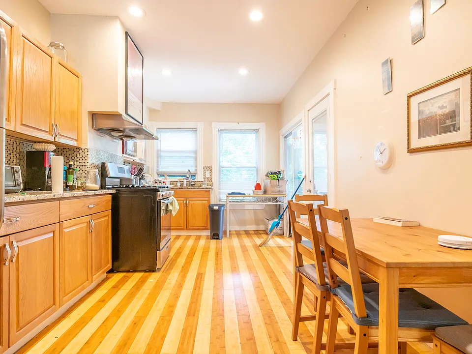 68 Hyde Park Ave #3