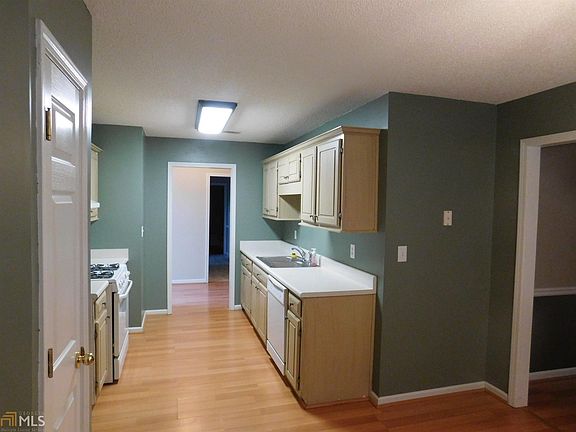 4th image of 119 Williams Blf