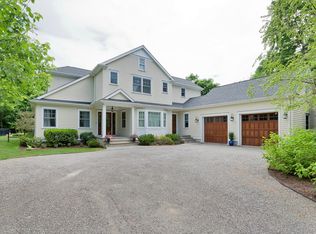 20 Battin Rd, Fair Haven, NJ 07704