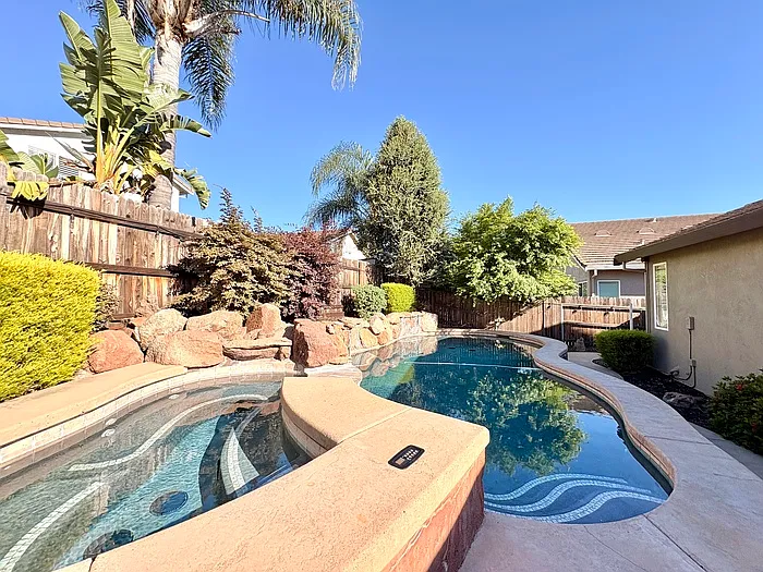 6048 Great Basin Dr — Photo 29