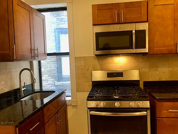 2nd image of 555 W 156th St APT 3a
