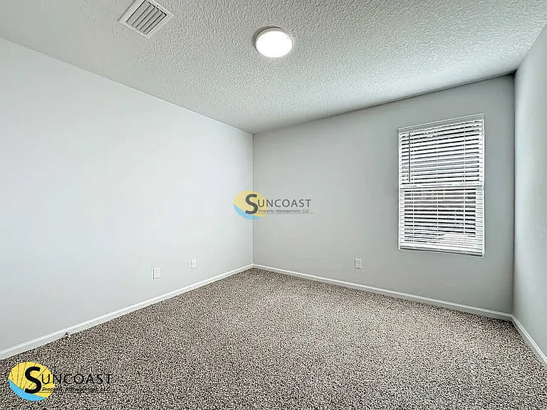 3902 Laurie St — Photo 13