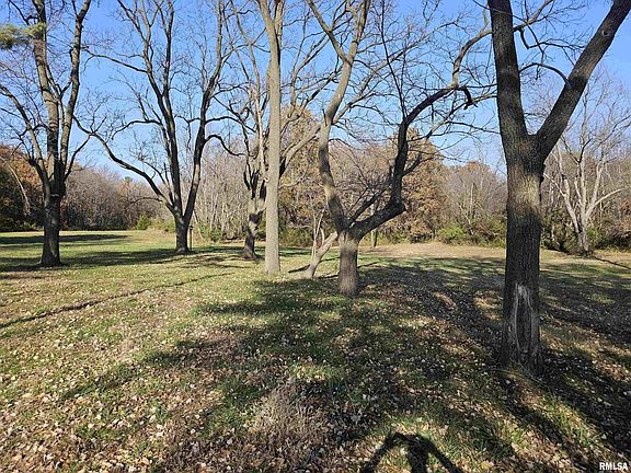 3rd image of 11500 E Idlewood Rd