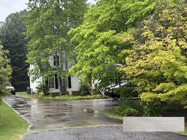 207 Belmont Stakes, Clinton, SC 29325