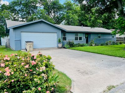 306 Sunset Dr, Comanche, TX, 76442