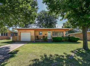 2828 S Bonn Ave, Wichita, KS 67217