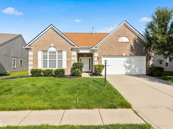 18921 Round Lake Rd, Noblesville, IN 46060