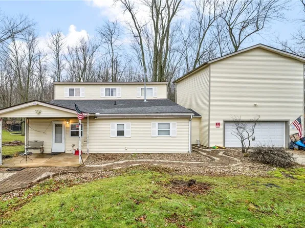 5699 Eastlake Rd, Chippewa Lake, OH 44215