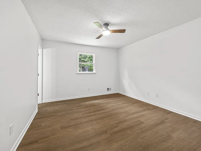 128 McBeth Rd — Photo 17