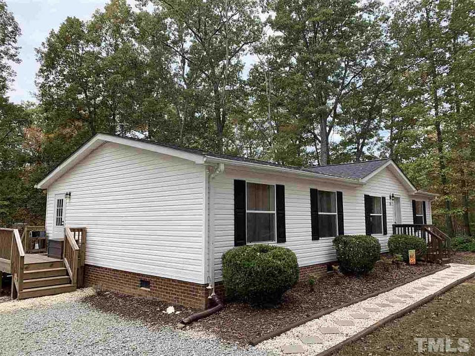 2nd image of 22 Bragg Ln