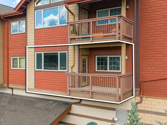4th image of 2050 N Main St APT 207