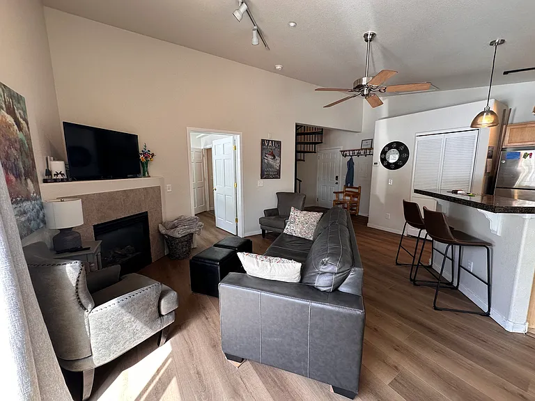 140 Wildernest Ct #105 — Photo 6