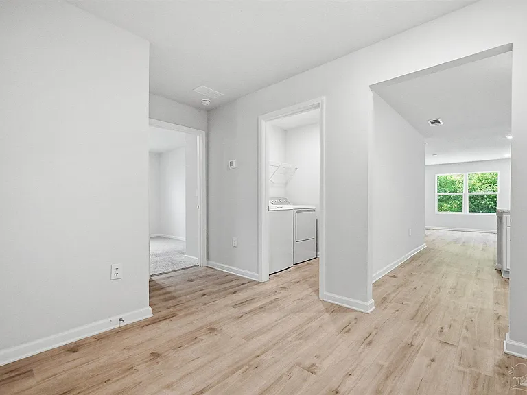 5367 Peach Dr — Photo 15