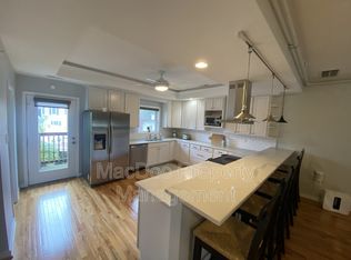 905 Barton St #100 & 200, Fredericksburg, VA 22401