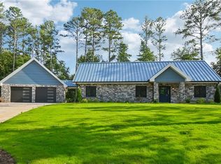 40 Red Oak Cir, Buchanan, GA 30113